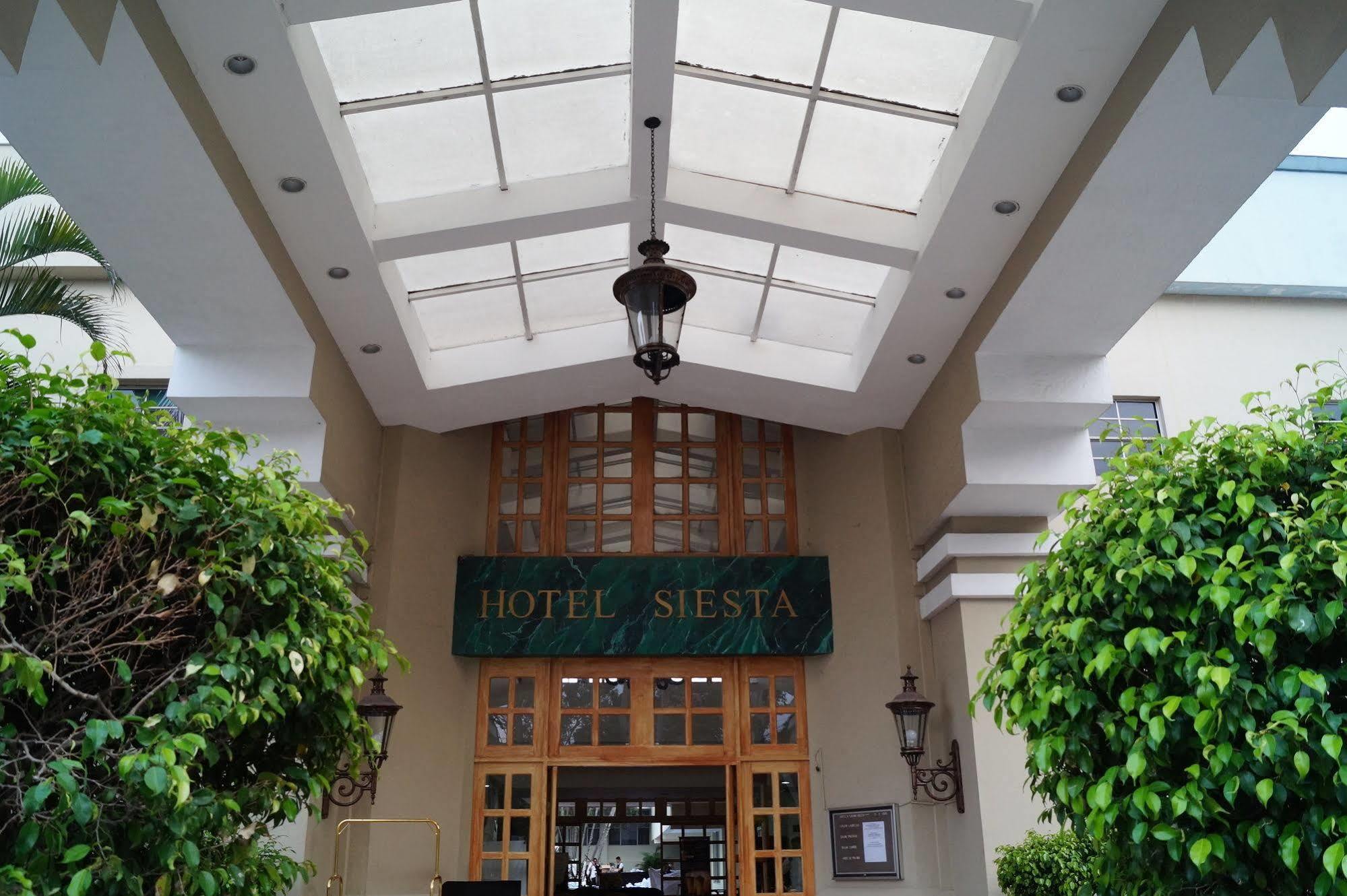 Siesta Hotel And Casino Antiguo Cuscatlán Exteriér fotografie